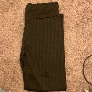 Women’s black leggings